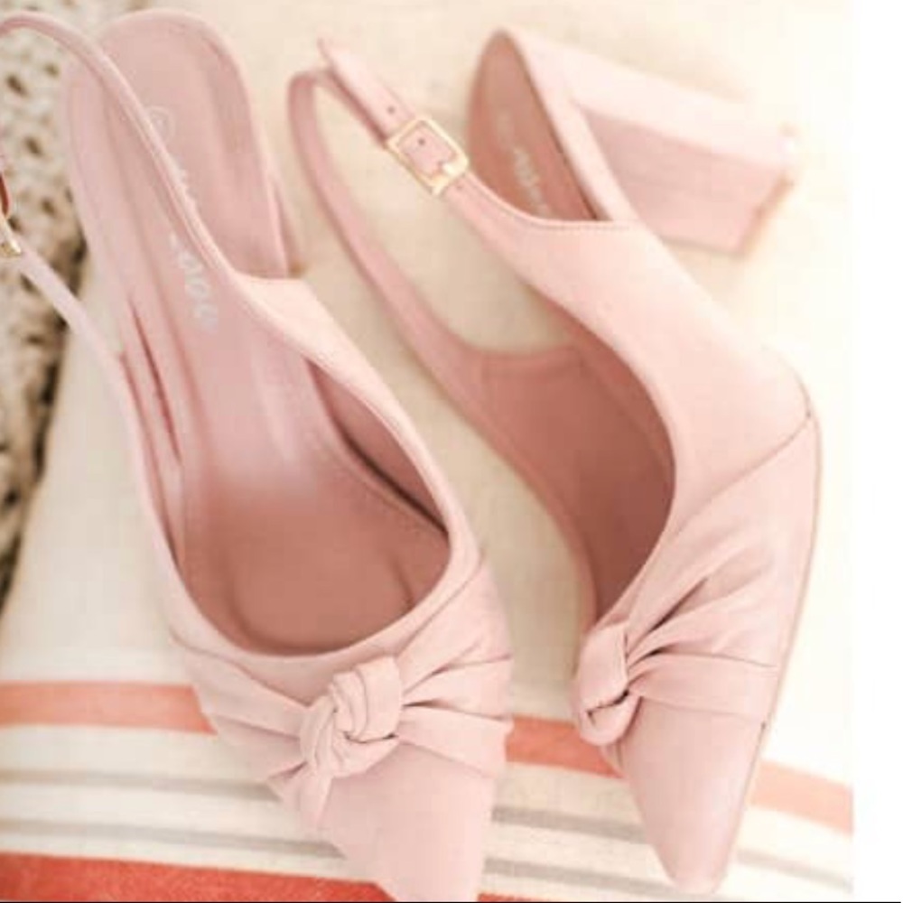 NIB blush heels